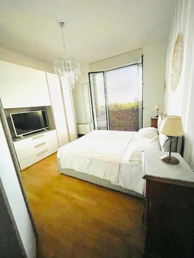 Bologna Holiday Inn מראה חיצוני תמונה